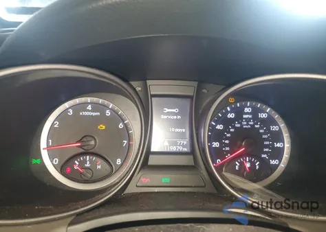 2016 Hyundai Santa Fe Sport z USA, uszkodzony, nr VIN 5XYZU3LB7GG336548